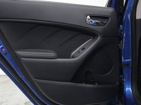 Used 2015 Kia Forte EX image 33