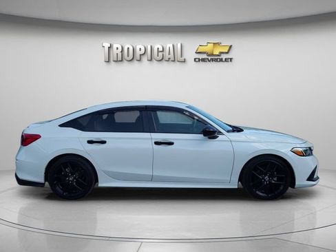 Used 2024 Honda Civic Sport image 7