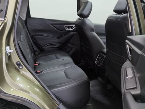 Used 2024 Subaru Forester Touring AWD/4WD image 15