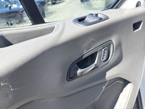 Used 2024 Ford Transit 350 XLT image 13