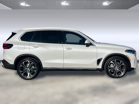 New 2026 BMW X5 xDrive40i AWD/4WD image 8