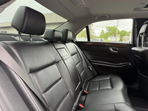 Used 2014 Mercedes-Benz E 350 4MATIC Sedan image 25