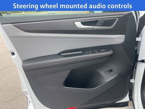 New 2026 Volkswagen Atlas Peak Edition image 7