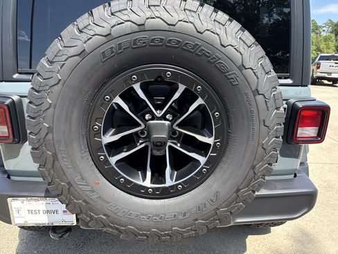 New 2025 Jeep Wrangler Sport image 18