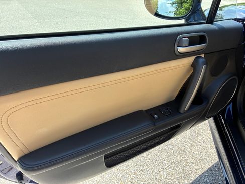 Used 2012 MAZDA MX-5 Miata Grand Touring w/ Appearance Pkg RWD image 10