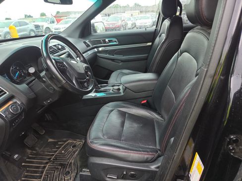 Used 2016 Ford Explorer Sport w/ Equipment Group 401A AWD/4WD image 9
