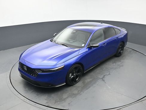 Certified 2024 Honda Accord Sport image 39