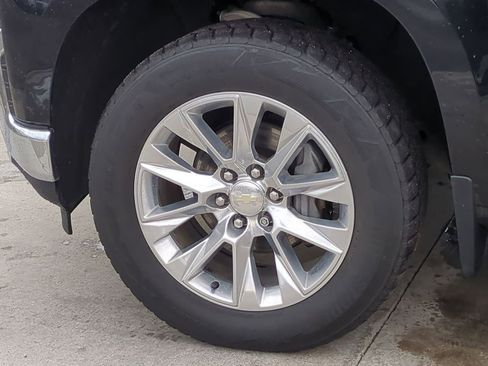 Used 2019 Chevrolet Silverado 1500 LTZ w/ LTZ Premium Package image 14