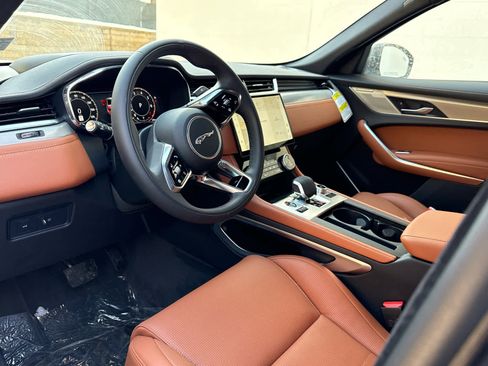 New 2026 Jaguar F-PACE R-Dynamic S AWD/4WD image 9