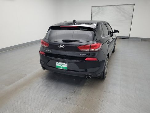 Used 2018 Hyundai Elantra GT Sport FWD image 7
