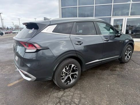 Certified 2024 Kia Sportage EX image 3