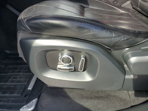 Used 2017 Land Rover Range Rover Sport HSE image 11