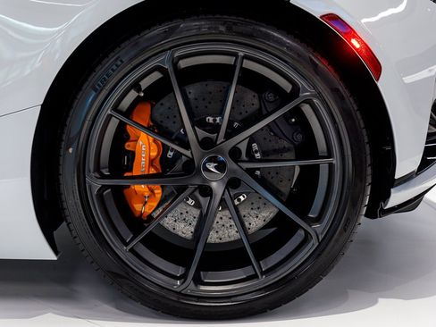 New 2027 McLaren 750S Spider RWD image 20