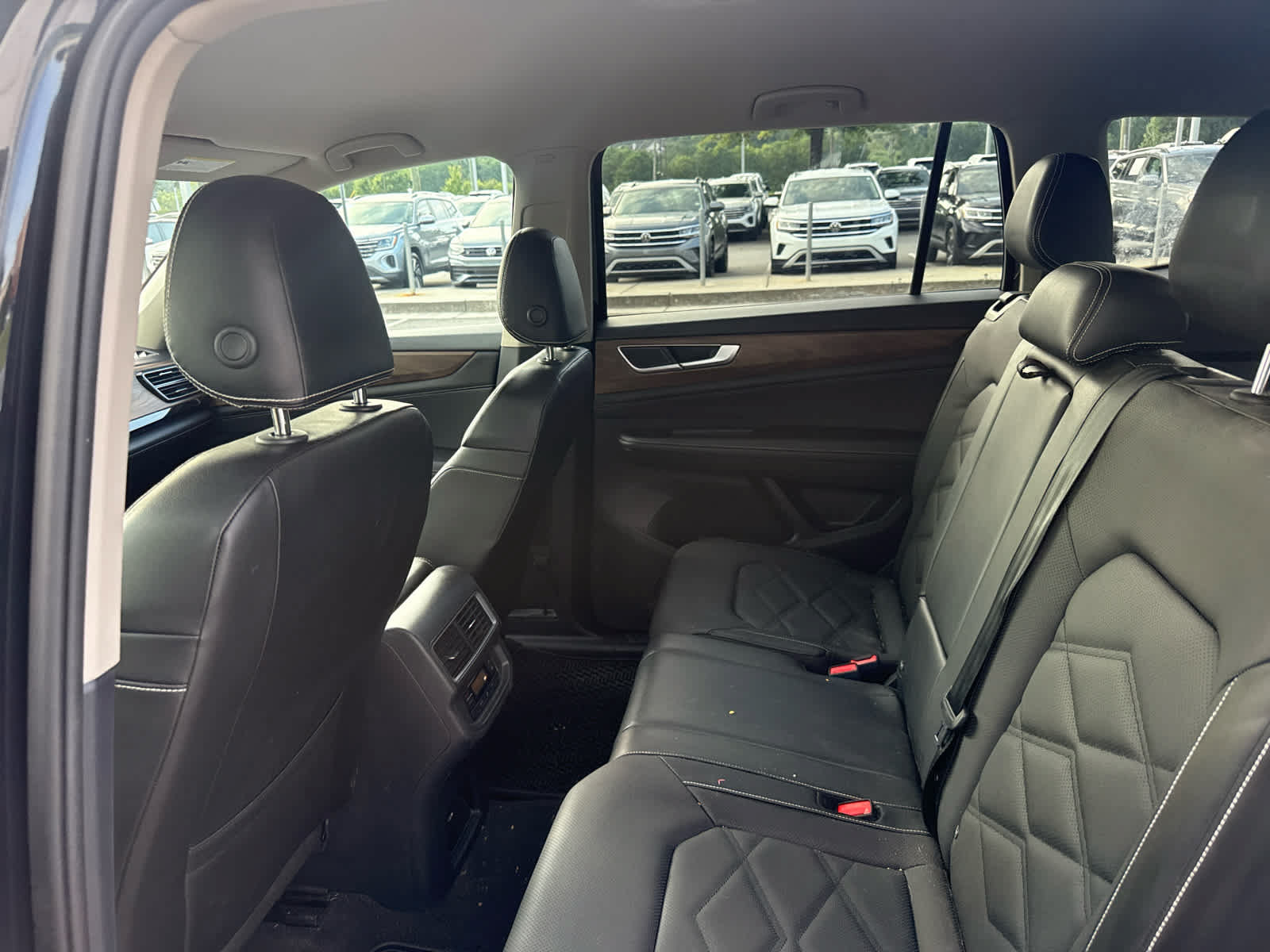 Certified 2024 Volkswagen Atlas SE FWD image 33