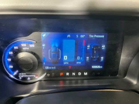 Used 2022 Ford Bronco Black Diamond image 16