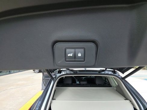 Used 2023 Nissan Rogue SV w/ SV Premium B Package image 28