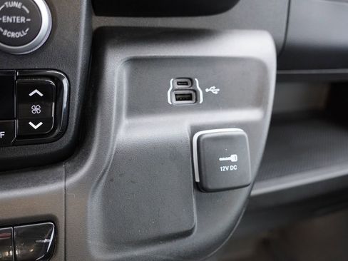 Used 2024 RAM ProMaster 3500 image 26