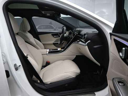 New 2025 Mercedes-Benz C 300 4MATIC Sedan image 26