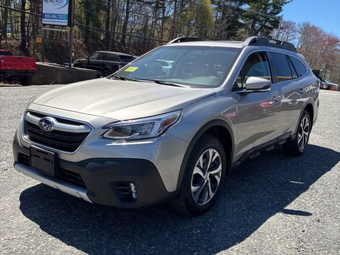 Used 2020 Subaru Outback Limited AWD/4WD image 1