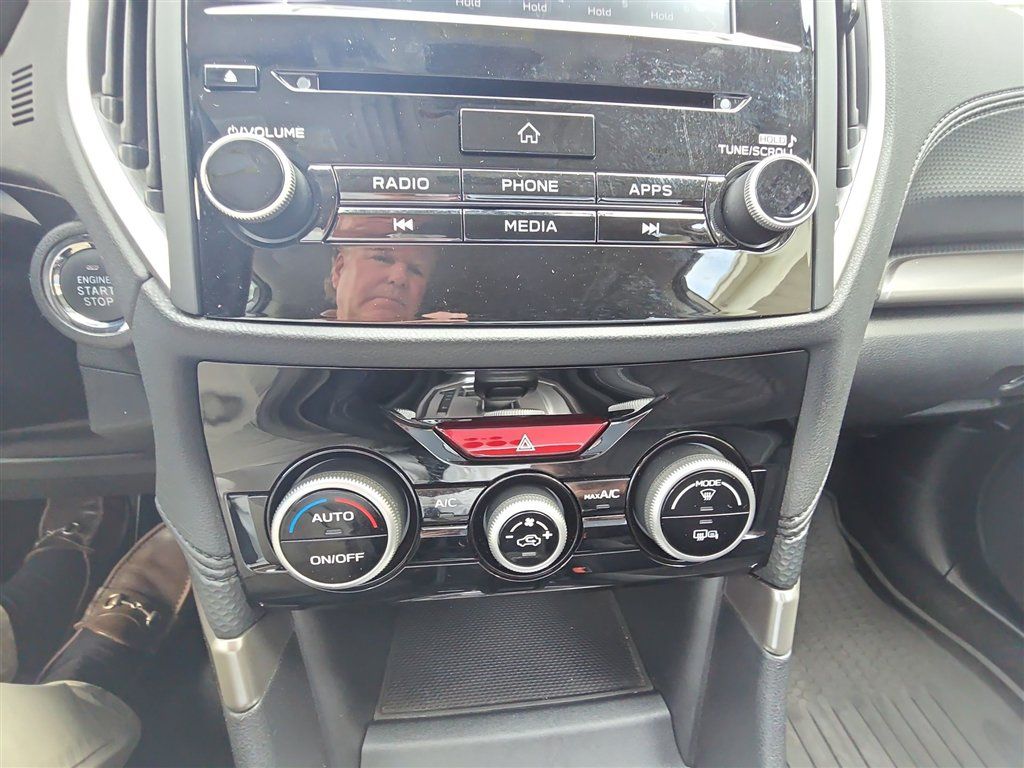 Used 2019 Subaru Forester Premium AWD/4WD image 17