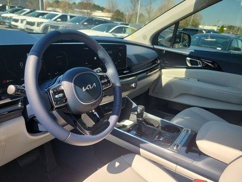 New 2026 Kia Carnival SX Prestige FWD image 13