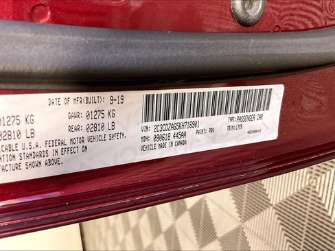 Used 2019 Dodge Challenger SXT w/ Blacktop Package RWD image 4