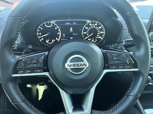 Certified 2021 Nissan Altima 2.5 SR w/ SR Premium Package image 23