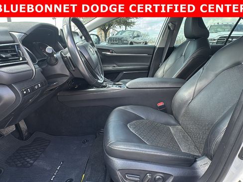 Used 2023 Toyota Camry XSE image 9