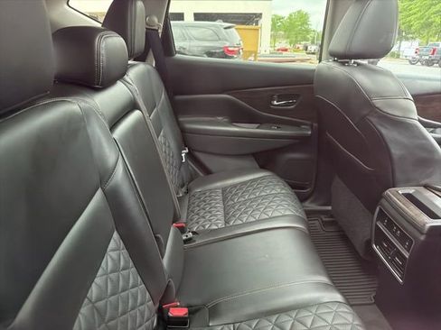 Used 2023 Nissan Murano Platinum w/ Cargo Package image 9