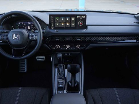 Certified 2025 Honda Accord Sport image 10