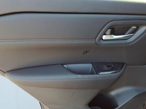 New 2026 Nissan Rogue SV FWD image 9
