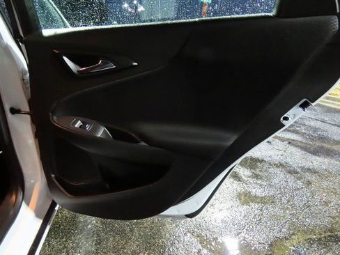 Used 2023 Chevrolet Malibu LT image 12