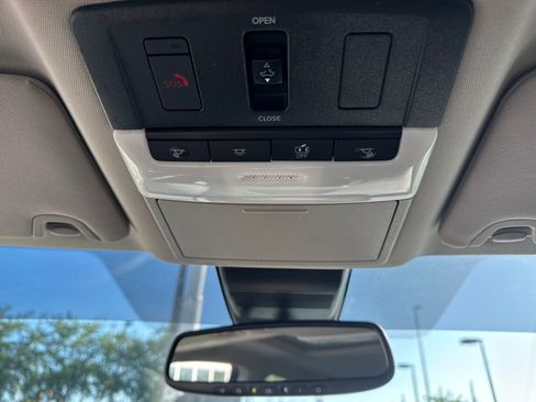 Used 2019 Nissan Altima 2.5 Platinum FWD image 24