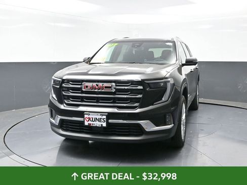 Used 2024 GMC Acadia Elevation image 8