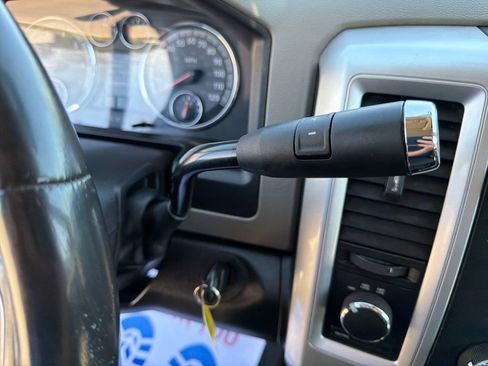 Used 2011 RAM 2500 Big Horn image 21