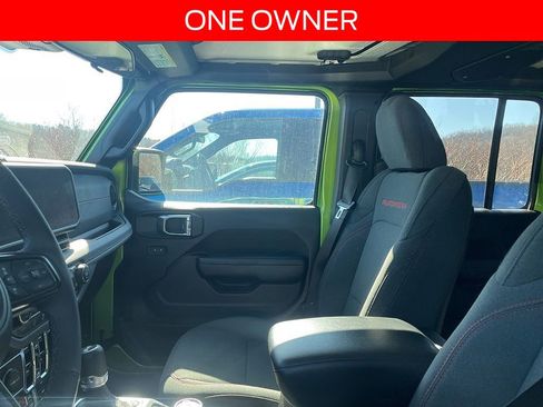 Used 2025 Jeep Wrangler Rubicon w/ Safety Group image 7