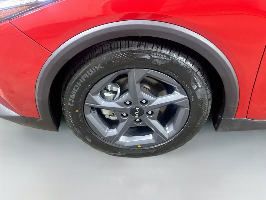 Used 2026 Kia K4 FWD image 8