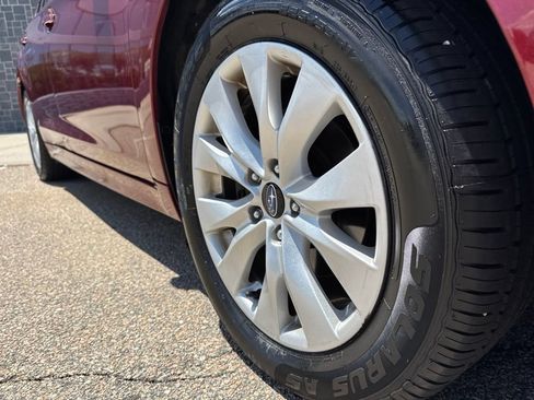 Used 2017 Subaru Legacy 2.5i Premium AWD/4WD image 24