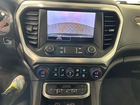 Used 2023 GMC Acadia SLE FWD image 24