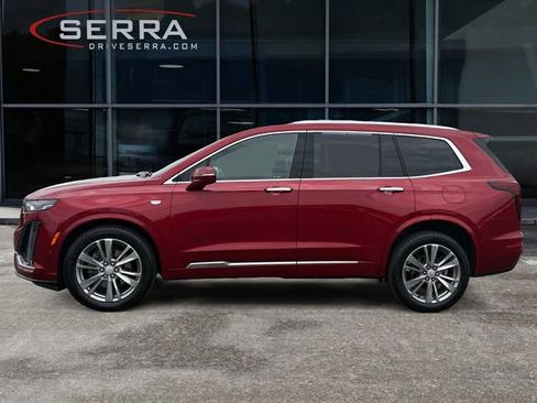 Certified 2023 Cadillac XT6 Premium Luxury w/ Technology Package AWD/4WD image 2