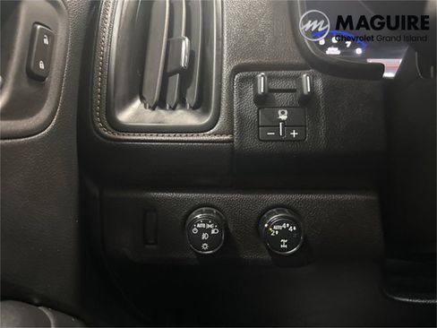 Used 2022 GMC Canyon AT4 image 14