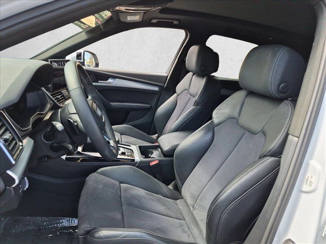 Used 2023 Audi Q5 e Premium Plus w/ Premium Plus Package AWD/4WD image 15
