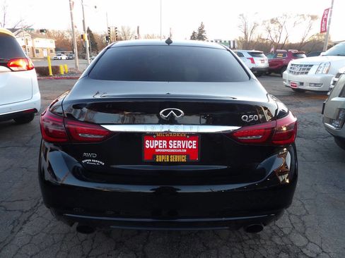 Used 2018 INFINITI Q50 Luxe w/ Essential Package (3.0T Luxe) image 4