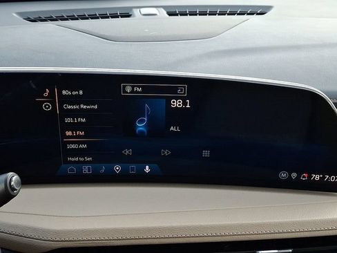 Certified 2024 Cadillac XT4 Luxury w/ Cold Weather Package AWD/4WD image 20