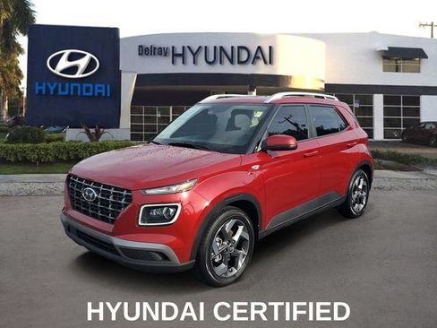 Certified 2025 Hyundai Venue Limited FWD image 3