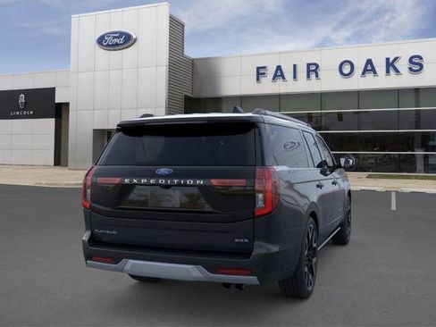 New 2026 Ford Expedition Max Platinum w/ Platinum Ultimate Package AWD/4WD image 8