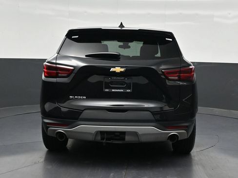 Used 2023 Chevrolet Blazer LT FWD image 4