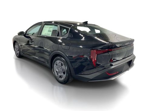 New 2026 Kia K4 FWD image 2