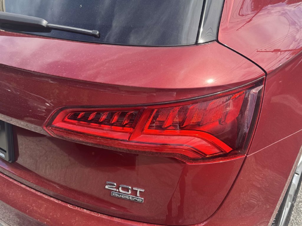 Used 2018 Audi Q5 2.0T Premium Plus AWD/4WD image 9