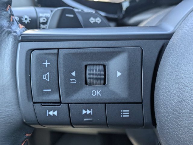 Used 2024 Nissan Pathfinder Rock Creek AWD/4WD image 25